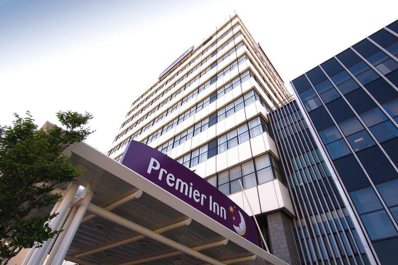 Premier Inn West Bromwich Central 외부 사진